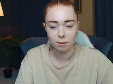 nelliemathers on Chaturbate