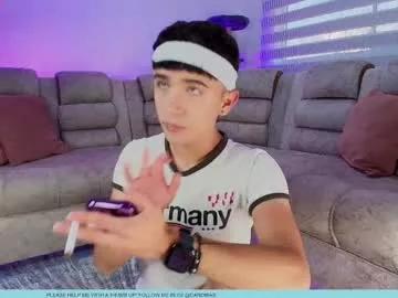 Freechat nico_cruz on Chaturbate