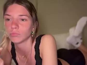 oliviahansleyy on Chaturbate