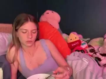 oliviahansleyy on Chaturbate