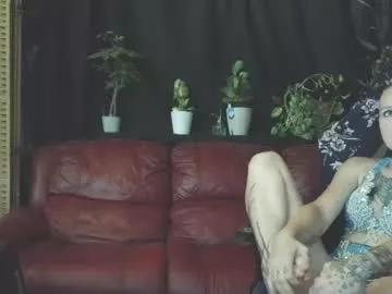 queenfrostbitten on Chaturbate 