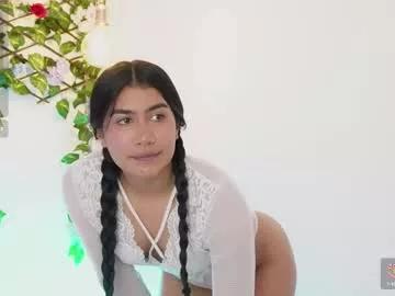 sarabow on Chaturbate 