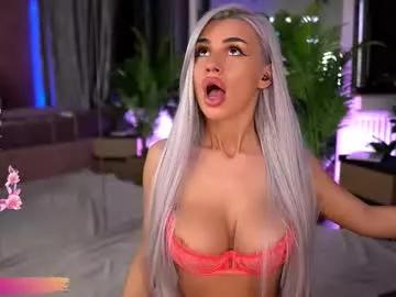 serene_sophiex on Chaturbate 