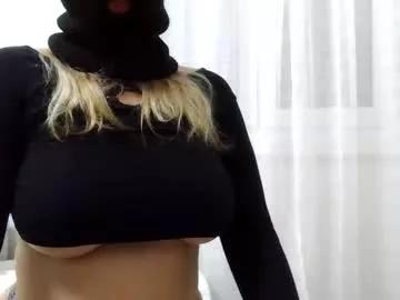 tateisblonde on Chaturbate 