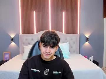 Explore 18 years old tommy18__ from Chaturbate tommy18__ from Chaturbate