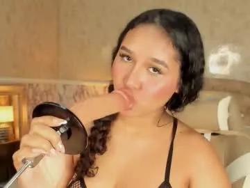 Freechat whitneybrown_ on Chaturbate