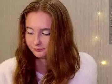 Masturbate to Chaturbate's Yourcreamyister yourcreamyister from Chaturbate