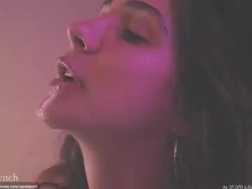 Admire Zarahlynch, she wants to masturbate for you zarahlynch from Chaturbate