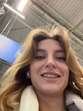 Explore StripChat's -AngelAri- -AngelAri- from StripChat