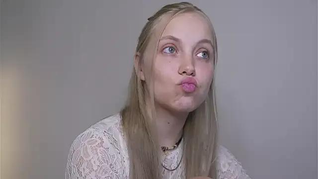 Freechat _Appr0ved_ on StripChat