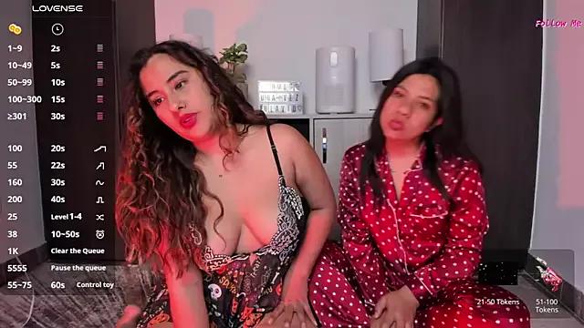 Hot _Sara_london_ wants you to fuck their body now _Sara_london_ from StripChat