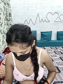 Aahanaaa on StripChat 