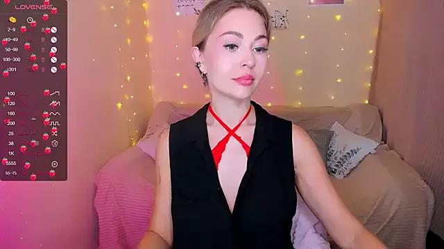 Freechat AdeleRoberts on StripChat