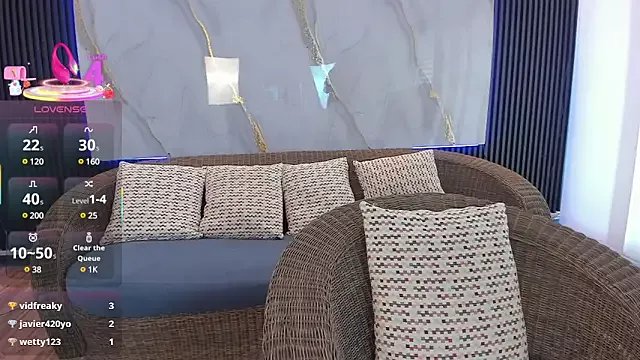 AidaJones on StripChat 