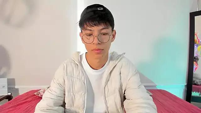 Freechat alexandersawyer on StripChat