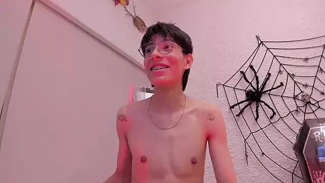 Freechat alexandersawyer on StripChat