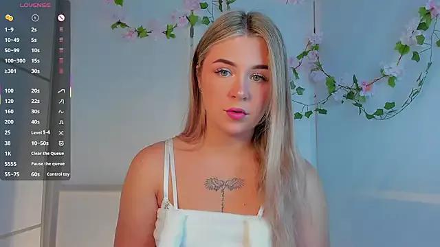 AliaBuerstatte on StripChat 