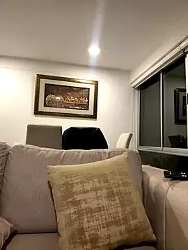 Freechat alicee16 on StripChat