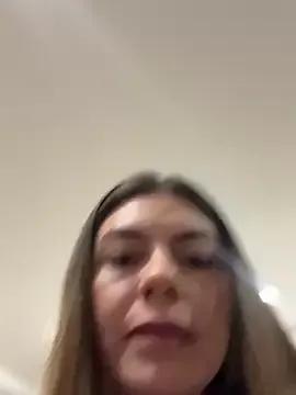 Freechat alicee16 on StripChat