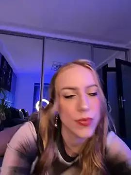 AlyaSeduce on StripChat 