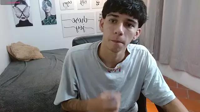 Explore sexy model AmethystShadow17 AmethystShadow17 from StripChat