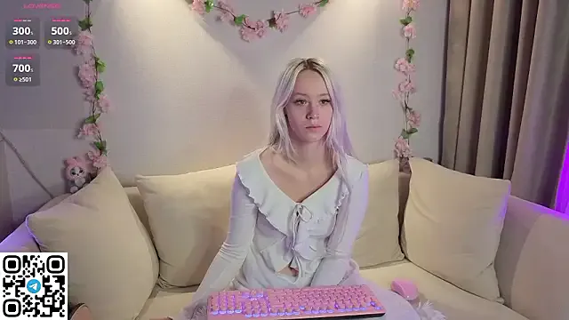 Anadeyaaa — show boobs