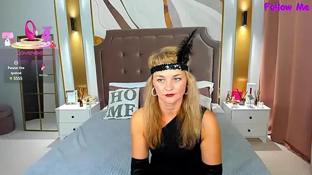 annasimonsj on StripChat 