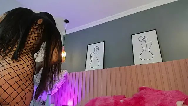 Annie__2 on StripChat 