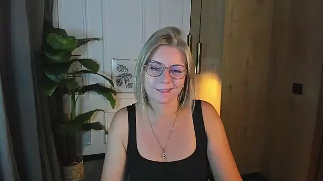 Annie_Light on StripChat 