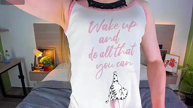 Freechat arielmishel on StripChat