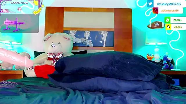 Sweet ashley_19xx from StripChat ashley_19xx from StripChat