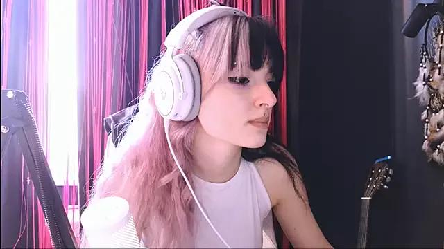 Naked Avi_Nile wants you to fuck her body now Avi_Nile from StripChat