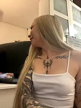 babydolll on StripChat 