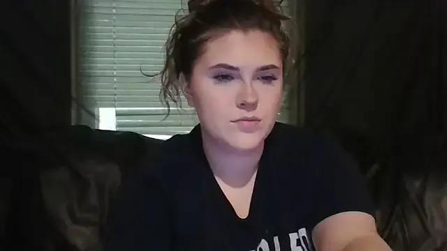 Freechat babyizzie on StripChat