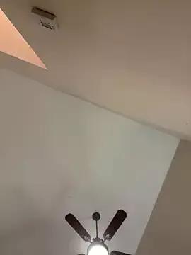 Freechat babyizzie on StripChat