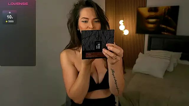 BarbaraXoXoX on StripChat 