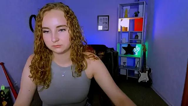 belly_bey on StripChat 
