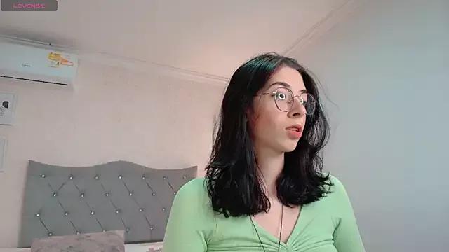 brooklove_doll on StripChat 