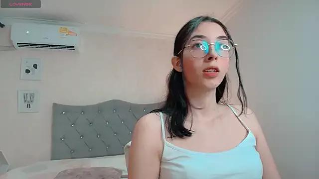brooklove_doll on StripChat 