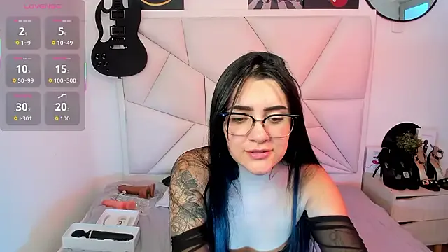 Carla_Bonnet — panty off