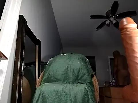 Freechat ChiRaqb8 on StripChat