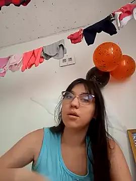 CoralSmit from StripChat