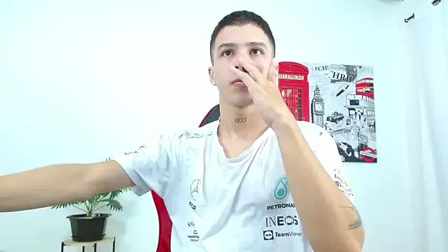 Watch hot slut Cumandres18 Cumandres18 from StripChat