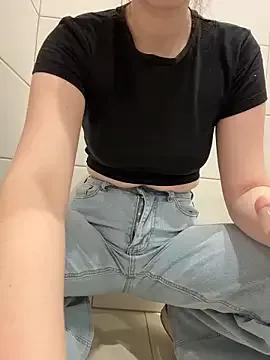 Cumonmme from StripChat