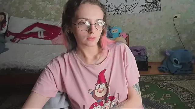 Admire StripChat's Cutie_Adelia Cutie_Adelia from StripChat