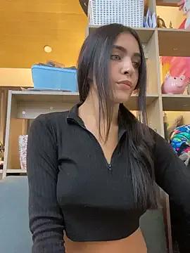 Naked DaphneUwu wants you to fuck her body now DaphneUwu from StripChat