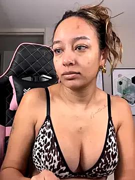 Masturbate to DianaHopson, they want to masturbate for you DianaHopson from StripChat