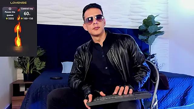 Sexy Dustin_Sonne wants you to fuck his body now Dustin_Sonne from StripChat