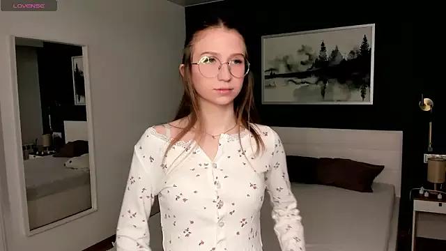 Freechat EditaBand on StripChat