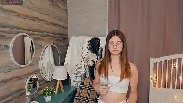 Freechat EditaBand on StripChat